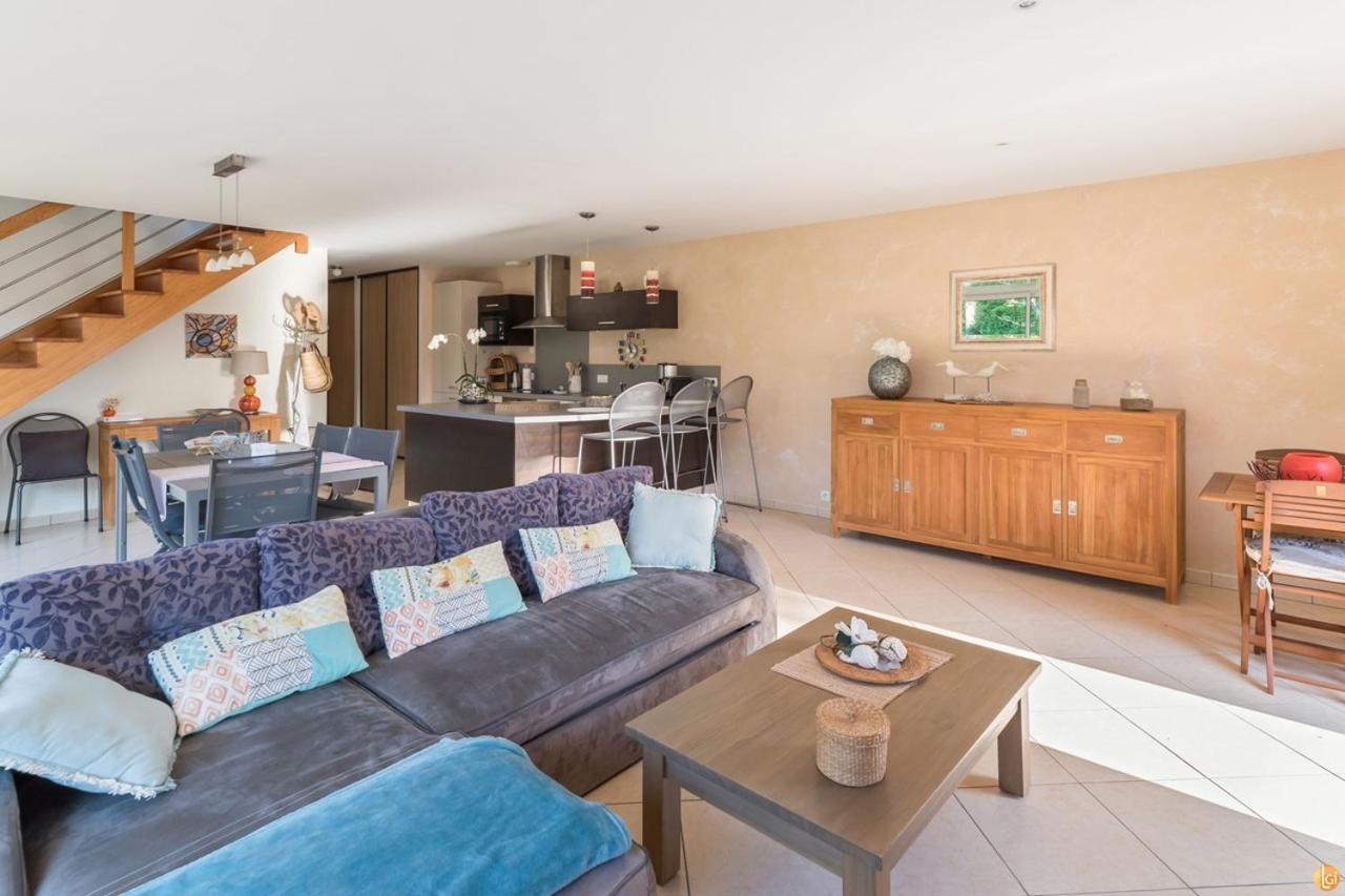 Superbe 4 Etoiles Avec Tres Belles Prestations Et Jardin Sur La Mer A - Ref 7 Villa *