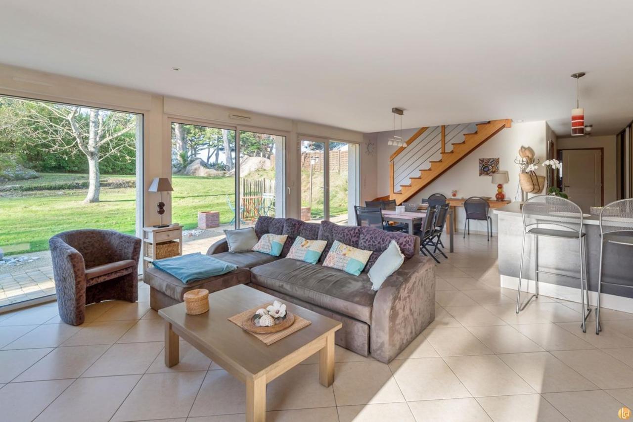 Villa Superbe 4 Etoiles Avec Tres Belles Prestations Et Jardin Sur La Mer A - Ref 7 Tregastel