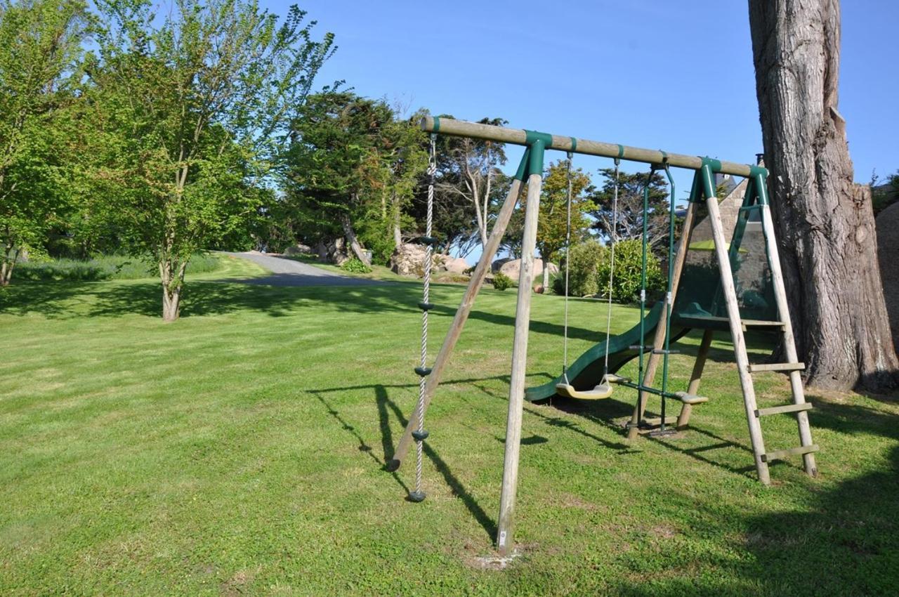 Superbe 4 Etoiles Avec Tres Belles Prestations Et Jardin Sur La Mer A - Ref 7 Villa *